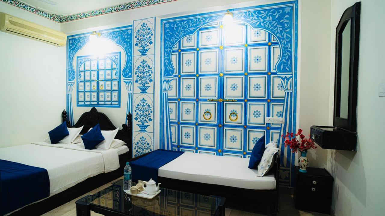 Hotel Lake Paradise Udaipur Exterior photo