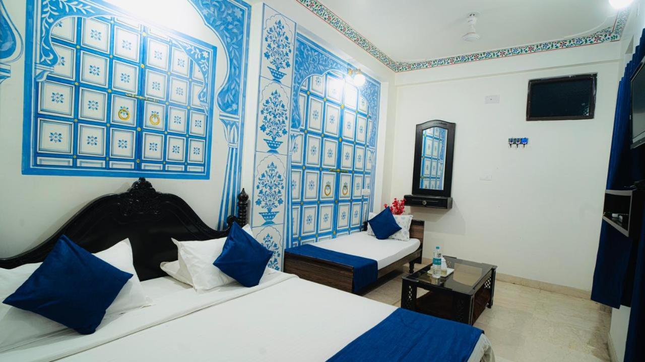 Hotel Lake Paradise Udaipur Exterior photo