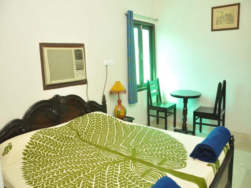 Hotel Lake Paradise Udaipur Exterior photo